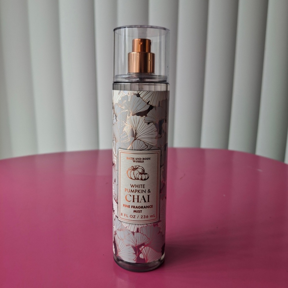 Bath & Body Works WHITE PUMPKIN & CHAI Fine Fragrance Mist 8 oz